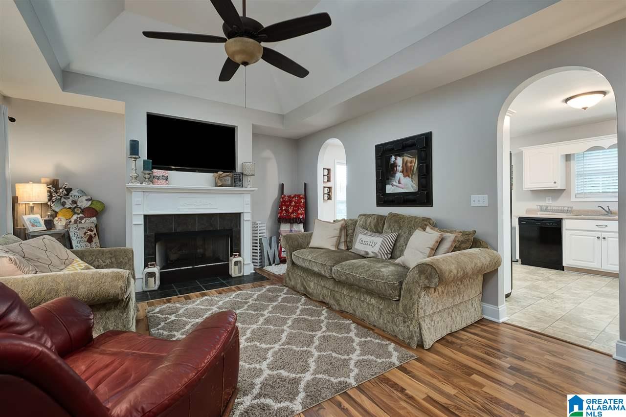 9071 Hagood Road Kimberly, AL 35091 - Photo 4 of 41
