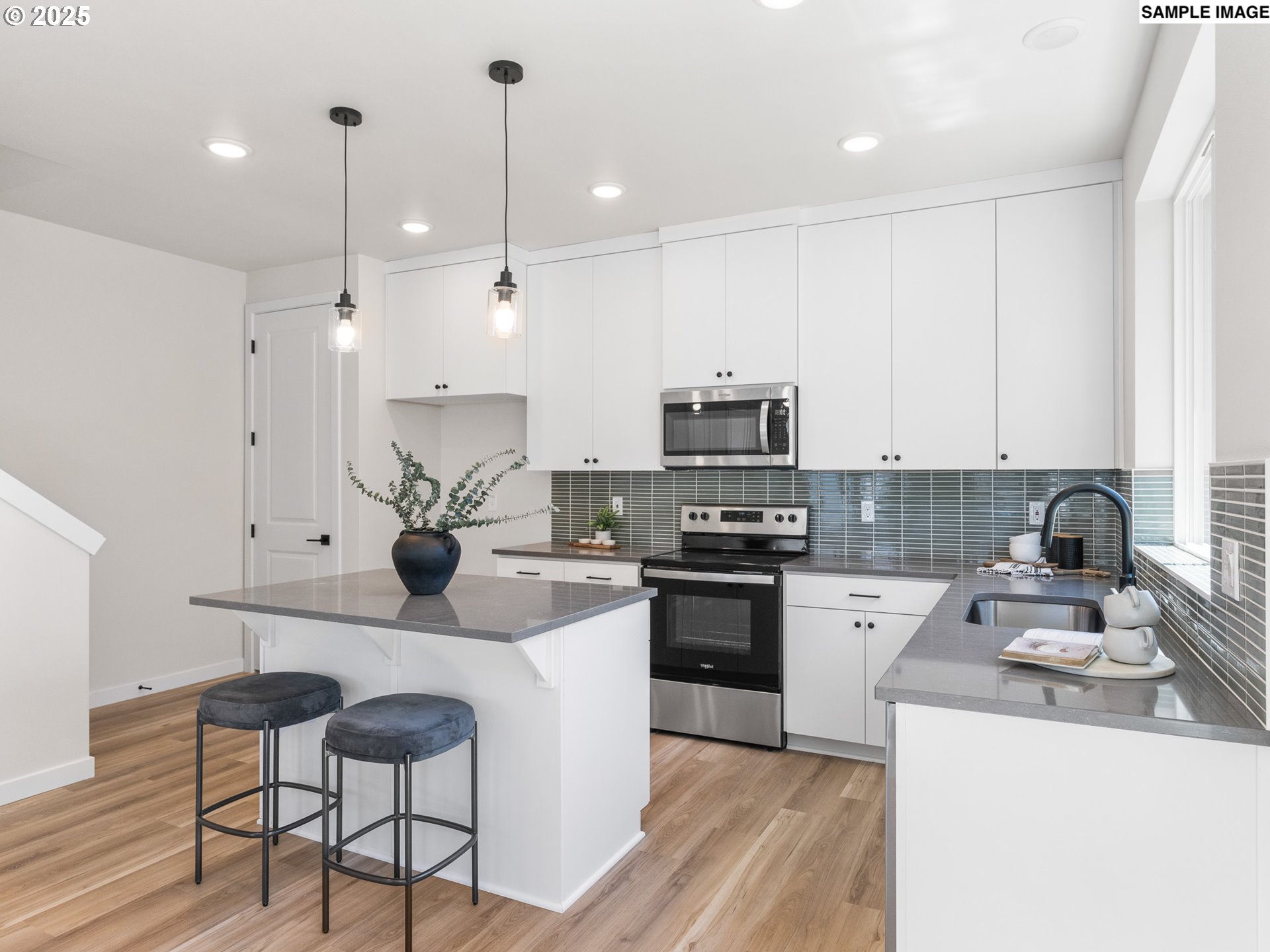 7242 Southeast 78th Avenue, Unit 1 Portland, OR 97206 - Photo 7 of 16