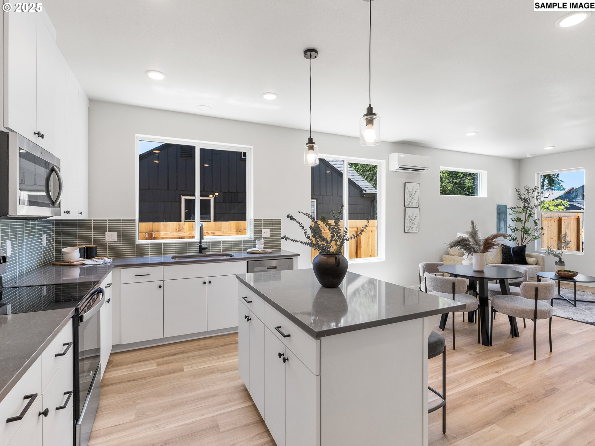 7242 Southeast 78th Avenue, Unit 1 Portland, OR 97206 - Photo 8 of 16