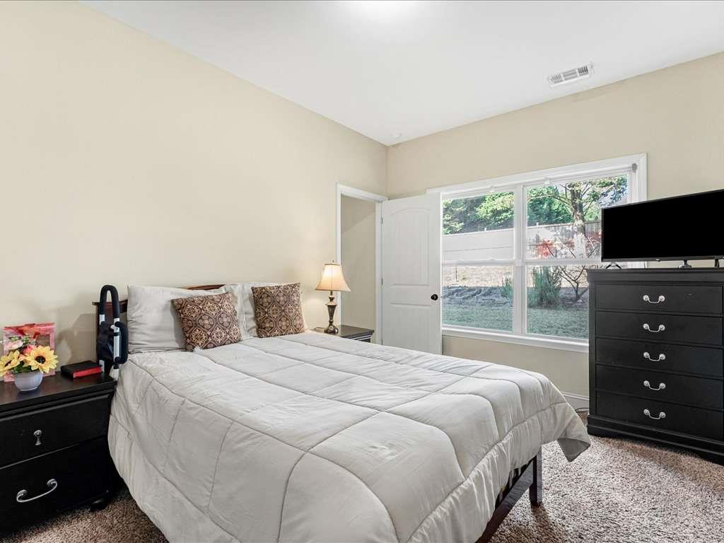 2322 Chance Lane Grayson, GA 30017 - Photo 15 of 39