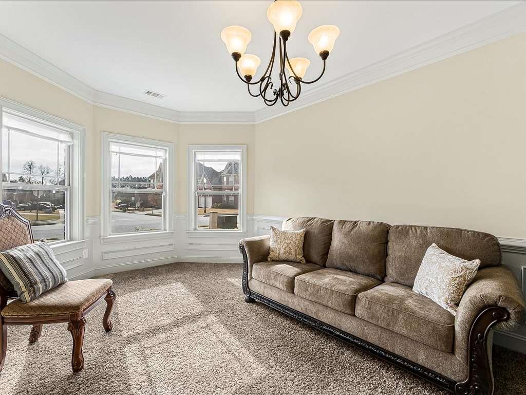 2322 Chance Lane Grayson, GA 30017 - Photo 7 of 39