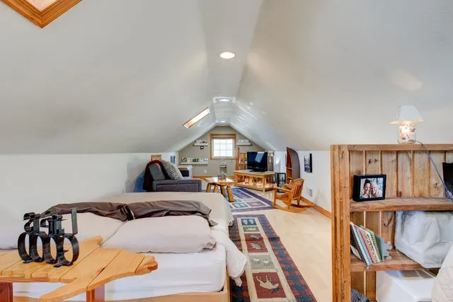 $295,000 | 4309 10th Street, Menominee, MI 49858