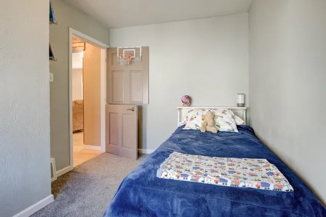 $295,000 | 4309 10th Street, Menominee, MI 49858