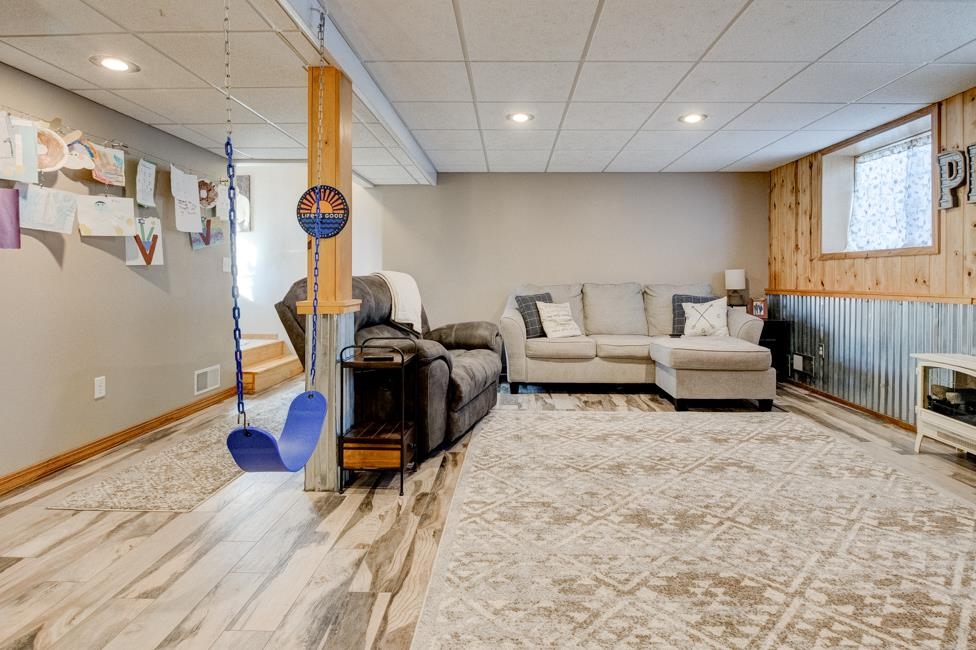 4309 10th Street Menominee, MI 49858 - Photo 42 of 68