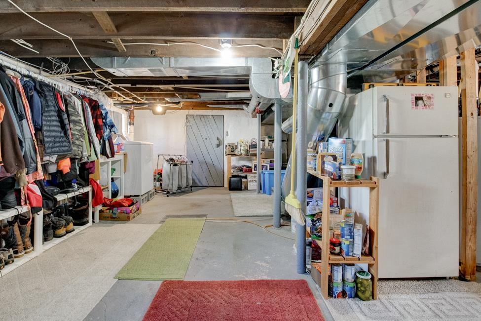 4309 10th Street Menominee, MI 49858 - Photo 45 of 68