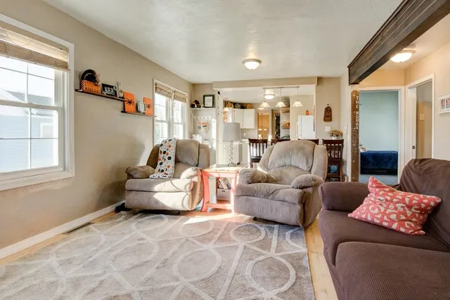 $295,000 | 4309 10th Street, Menominee, MI 49858