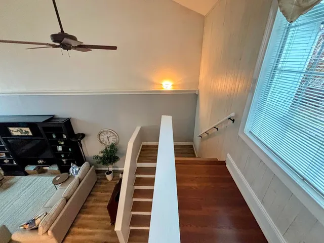 a view of entryway and hall