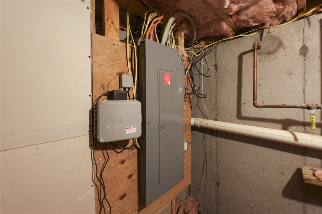 127 Hillcrest Road Northbridge, MA 01588 - Photo 36 of 38