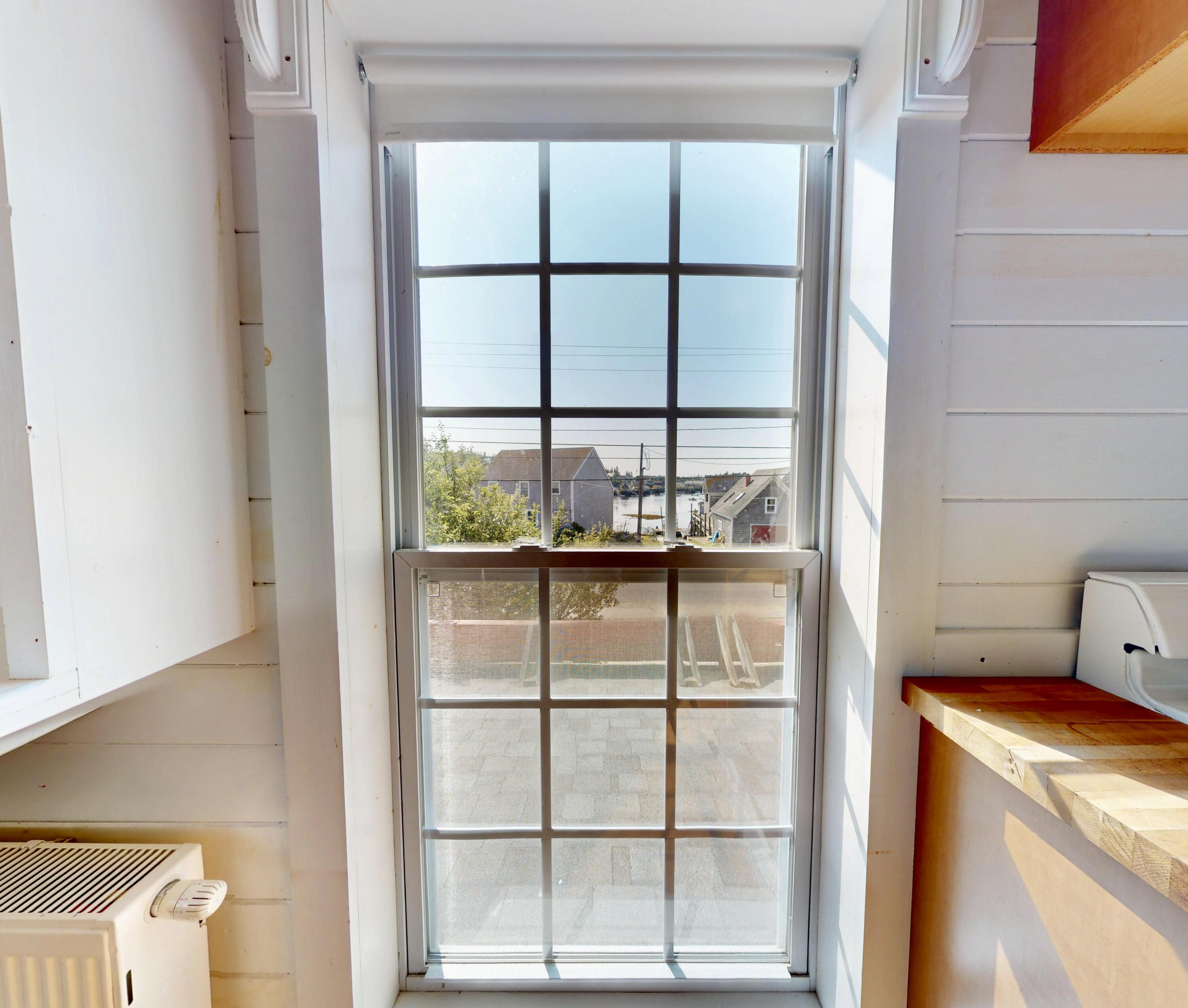 62 West Main Street Vinalhaven, ME 04863 - Photo 34 of 65