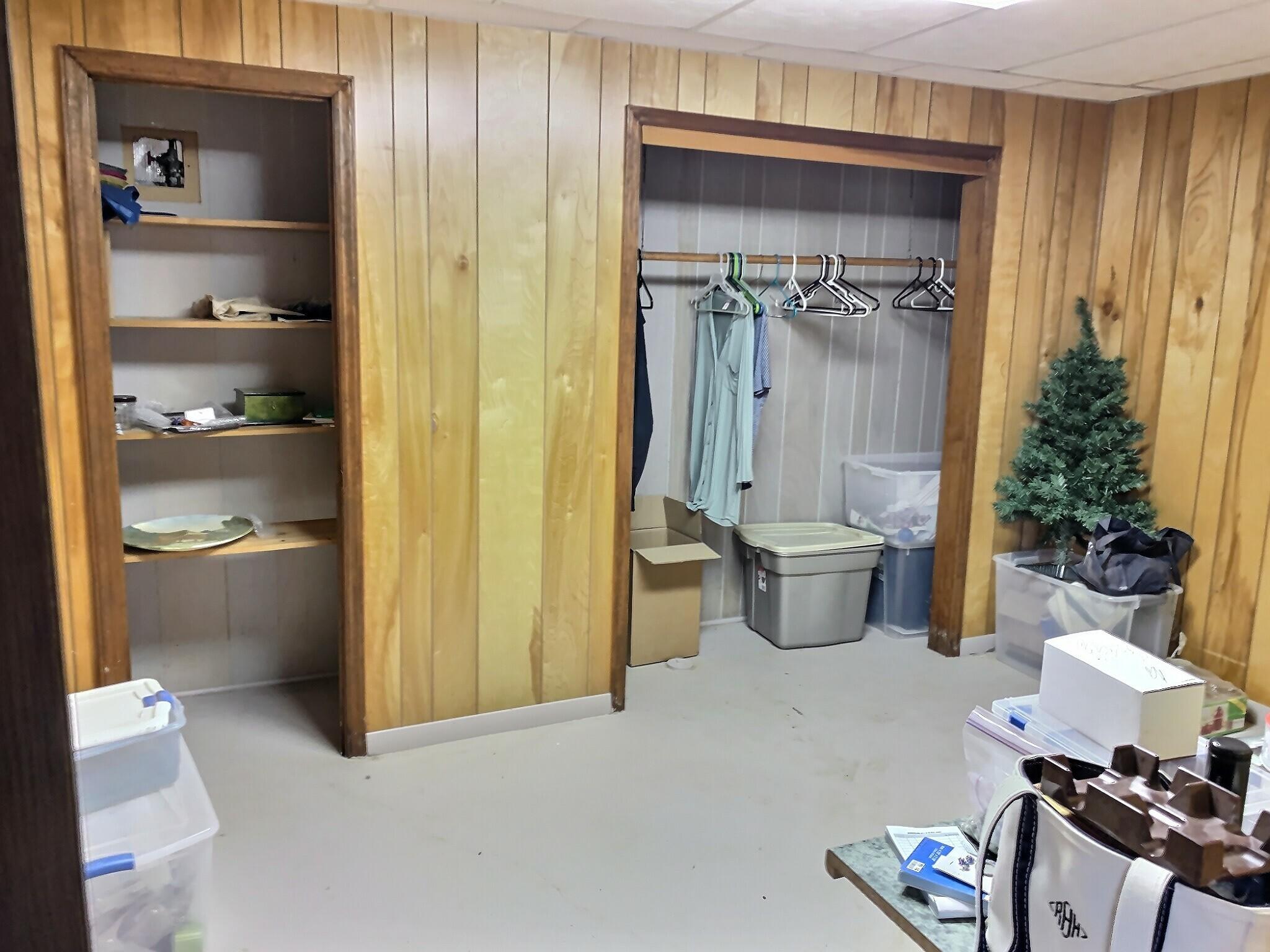 1615 Sigmon Road Northwest Roanoke, VA 24017 - Photo 15 of 21 storage