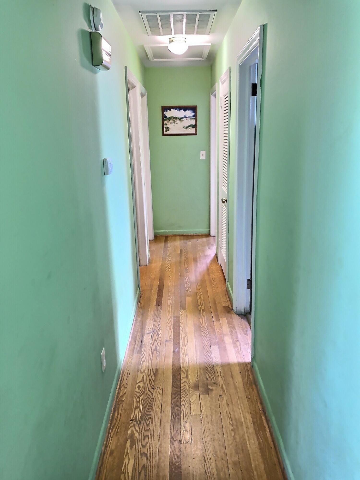 1615 Sigmon Road Northwest Roanoke, VA 24017 - Photo 8 of 21 Hallway