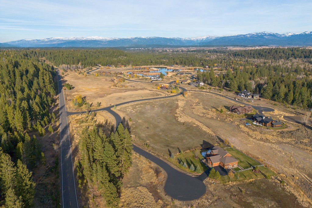 18 Arrowgrass Court, Unit 58 McCall, ID 83638 - Photo 5 of 56