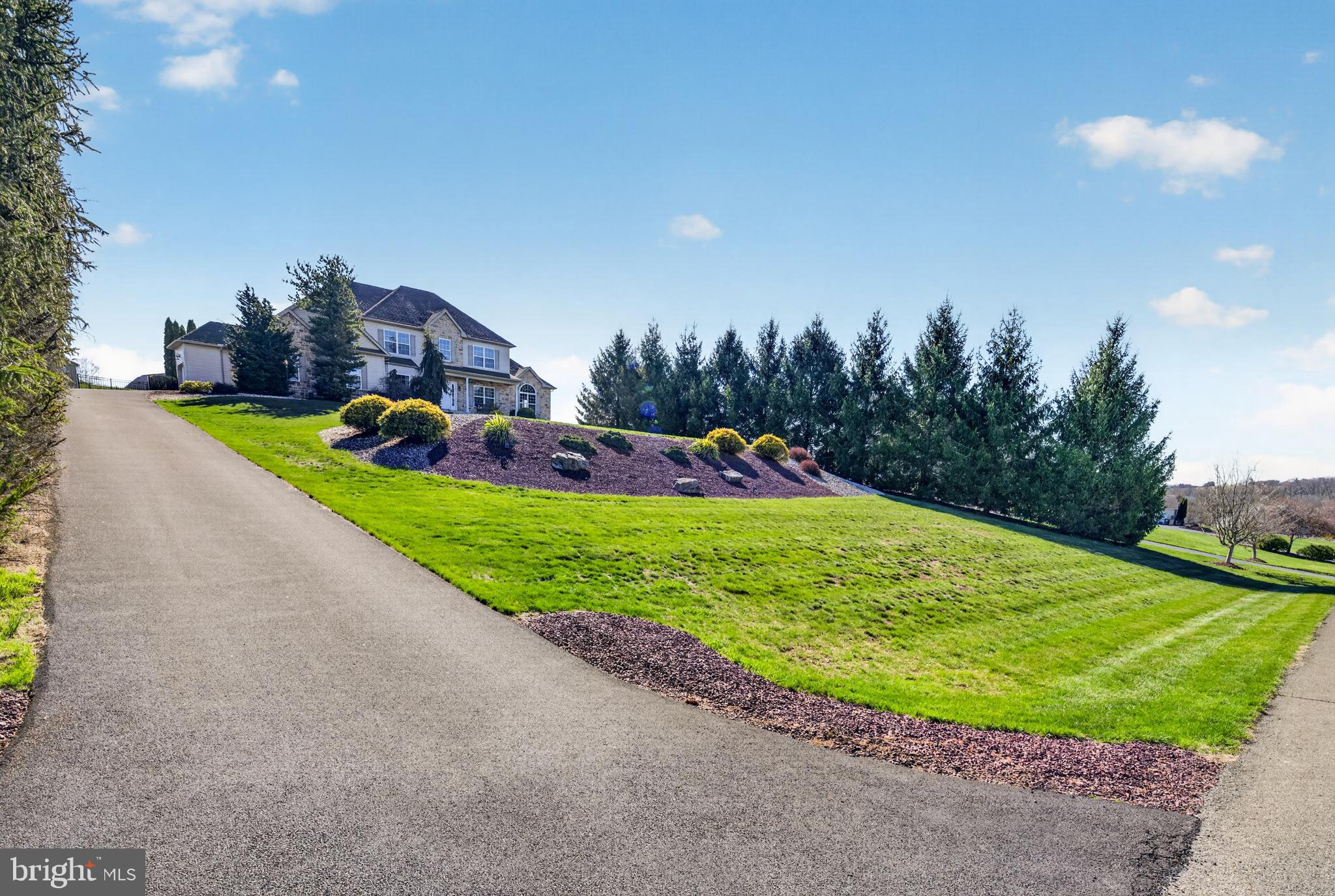 145 Fox Ridge Nazareth, PA 18064 - Photo 2 of 64