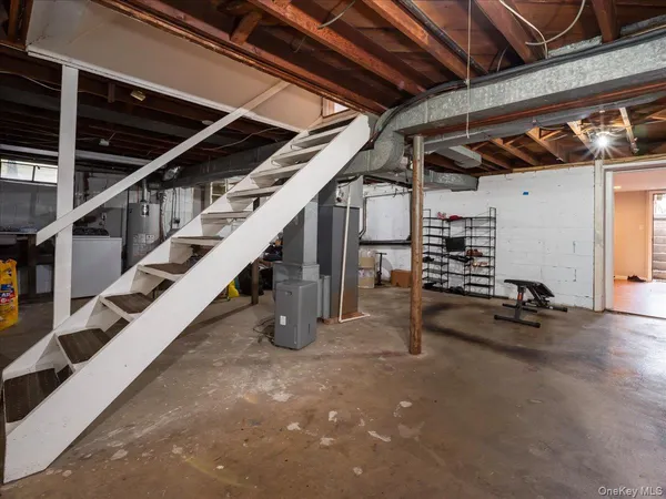 $710,000 | 16 West Maltbie Avenue, Suffern, NY 10901