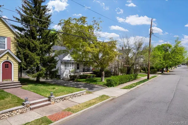 $710,000 | 16 West Maltbie Avenue, Suffern, NY 10901