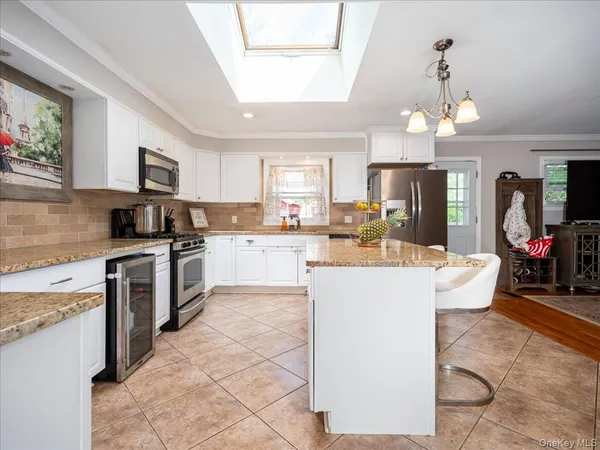 $710,000 | 16 West Maltbie Avenue, Suffern, NY 10901