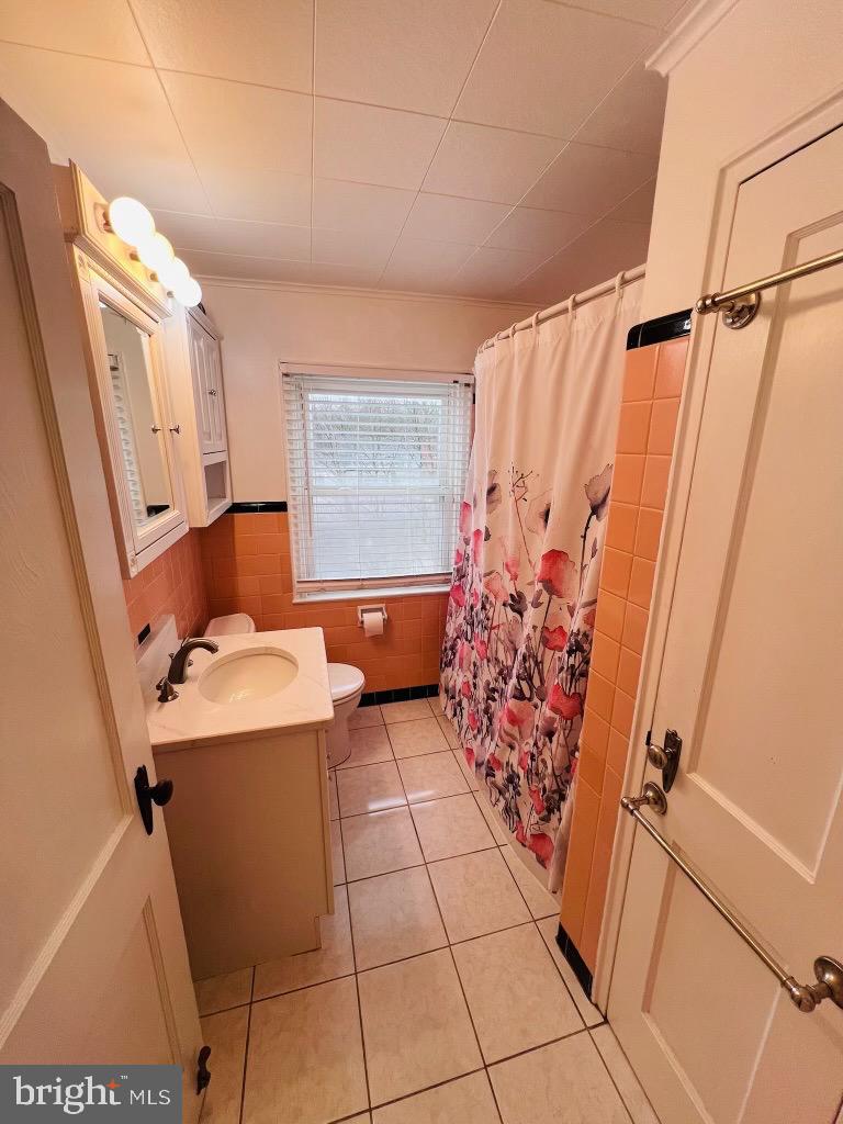 403 Sycamore Road Reading, PA 19611 - Photo 11 of 18