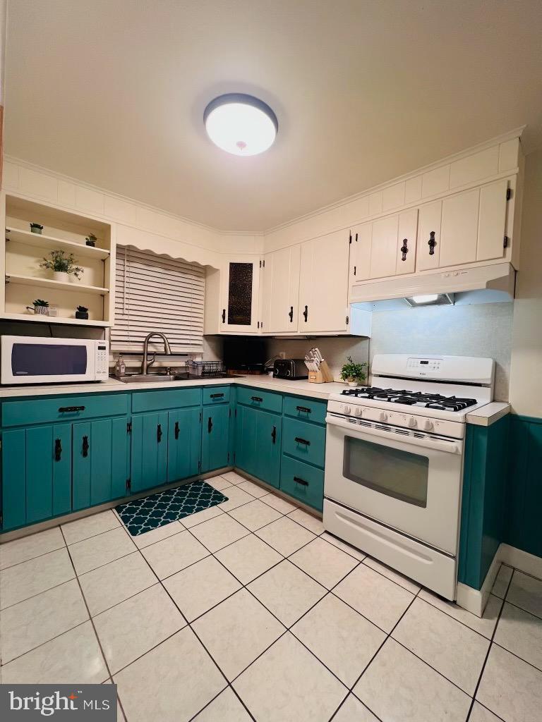 403 Sycamore Road Reading, PA 19611 - Photo 8 of 18