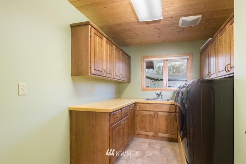 253 Fasola Road Sequim, WA 98382 - Photo 15 of 25