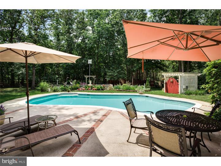 19 Tuckerton Road Shamong, NJ 08088 - Photo 18 of 25 Pool