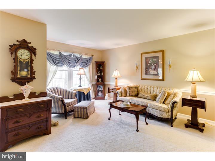 19 Tuckerton Road Shamong, NJ 08088 - Photo 7 of 25 Living Room