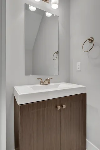 $375,000 | 220 Center Street, Old Hickory, TN 37138