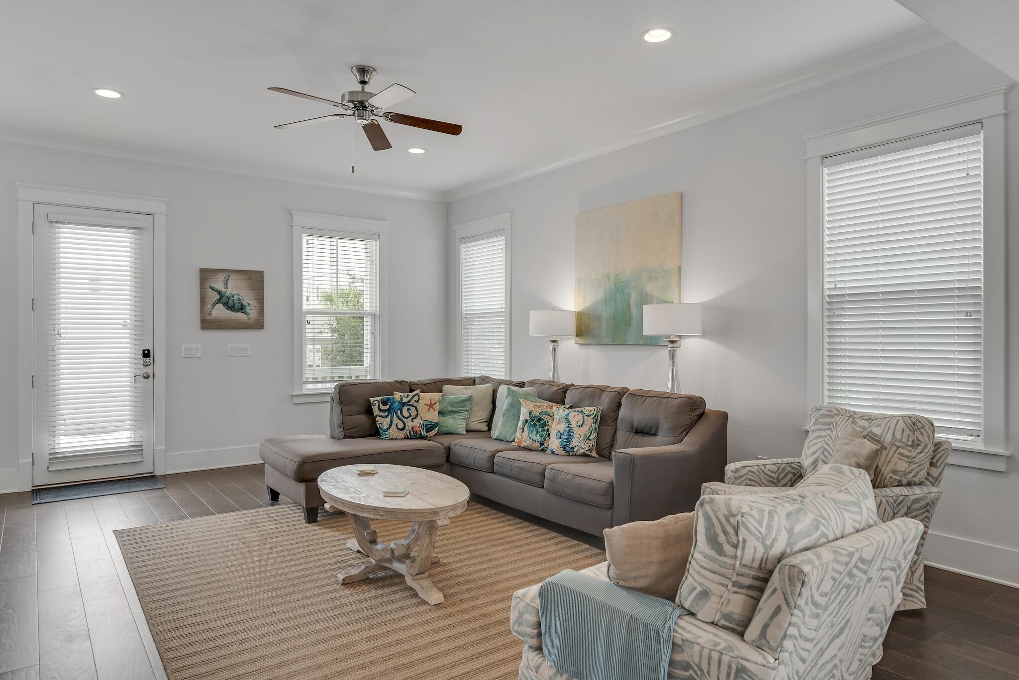 268 Gulfview Circle Santa Rosa Beach, FL 32459 - Photo 4 of 29 Living 3