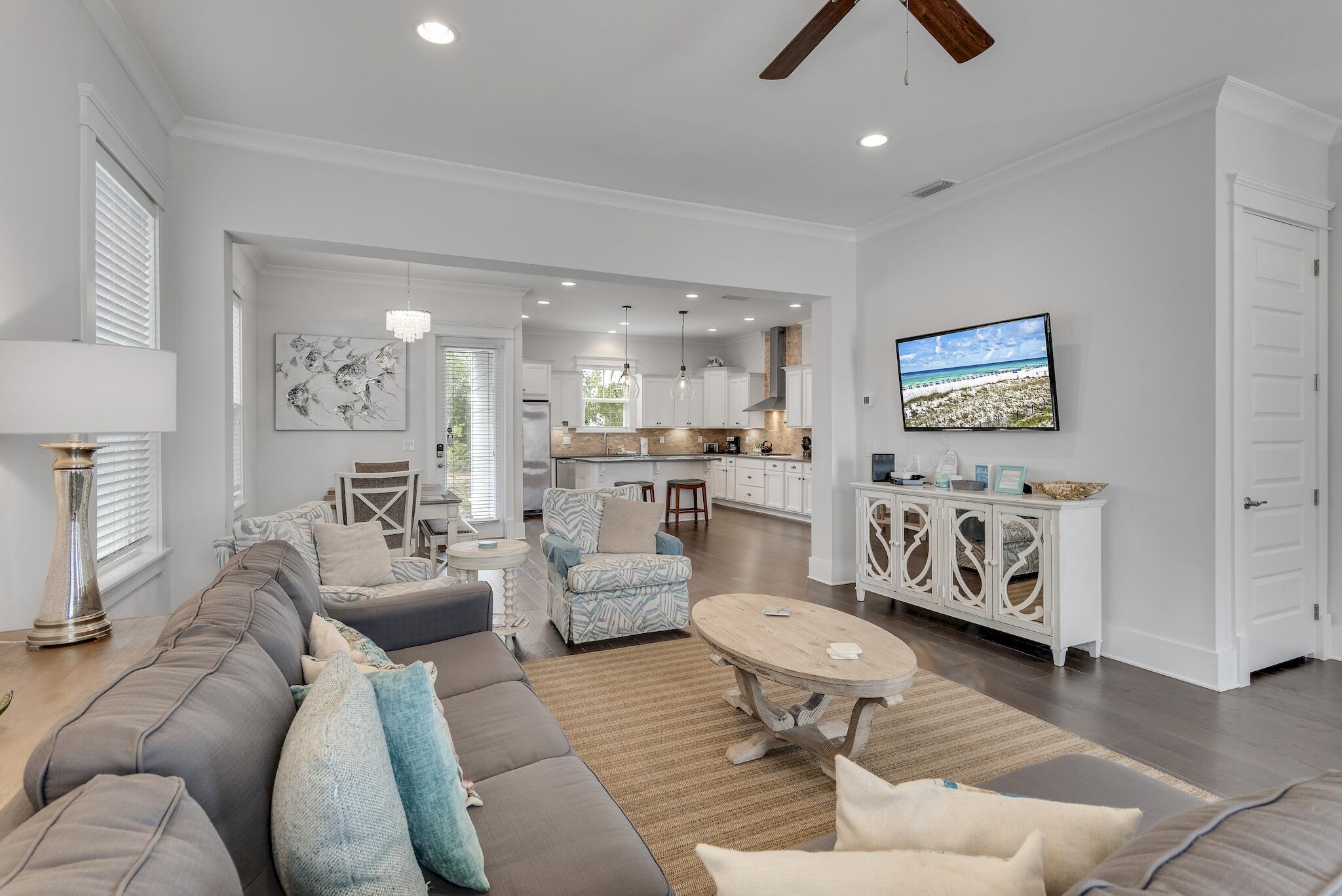 268 Gulfview Circle Santa Rosa Beach, FL 32459 - Photo 8 of 29 Living Space