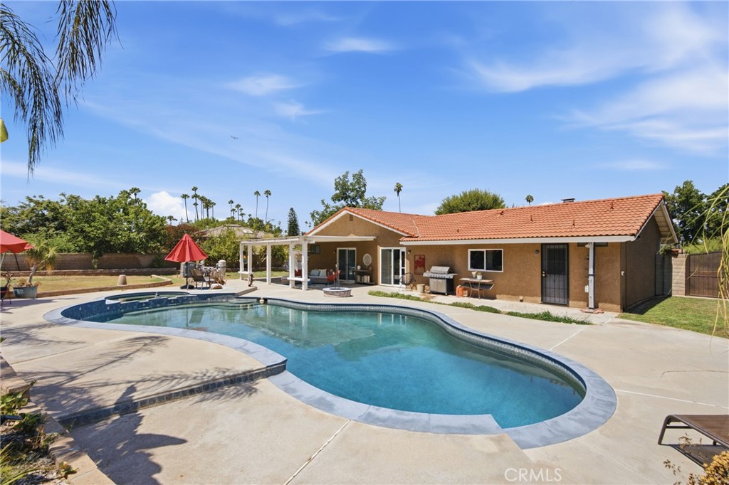 6526 Marlo Way Riverside, CA 92506 - Photo 46 of 65 Gallery Image 46