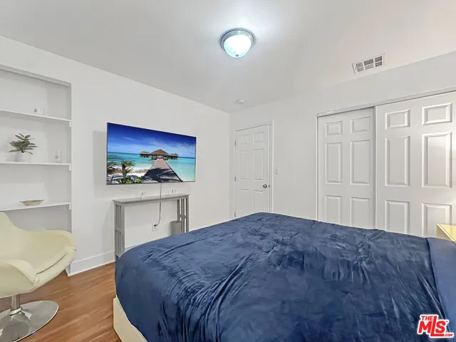 $3,000 | 10328 Firmona Avenue, Inglewood, CA 90304