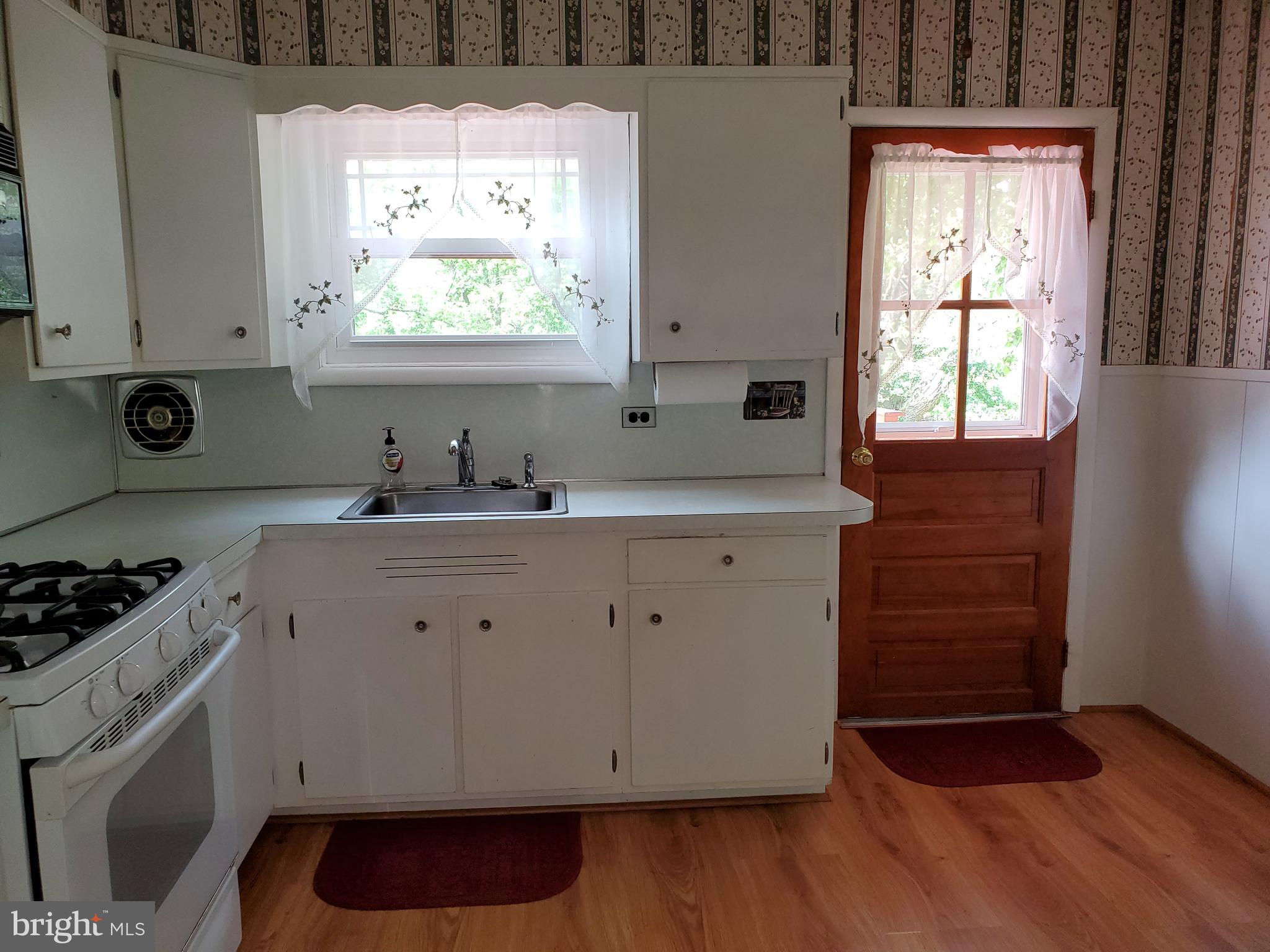 22 State Avenue Lindenwold, NJ 08021 - Photo 11 of 28