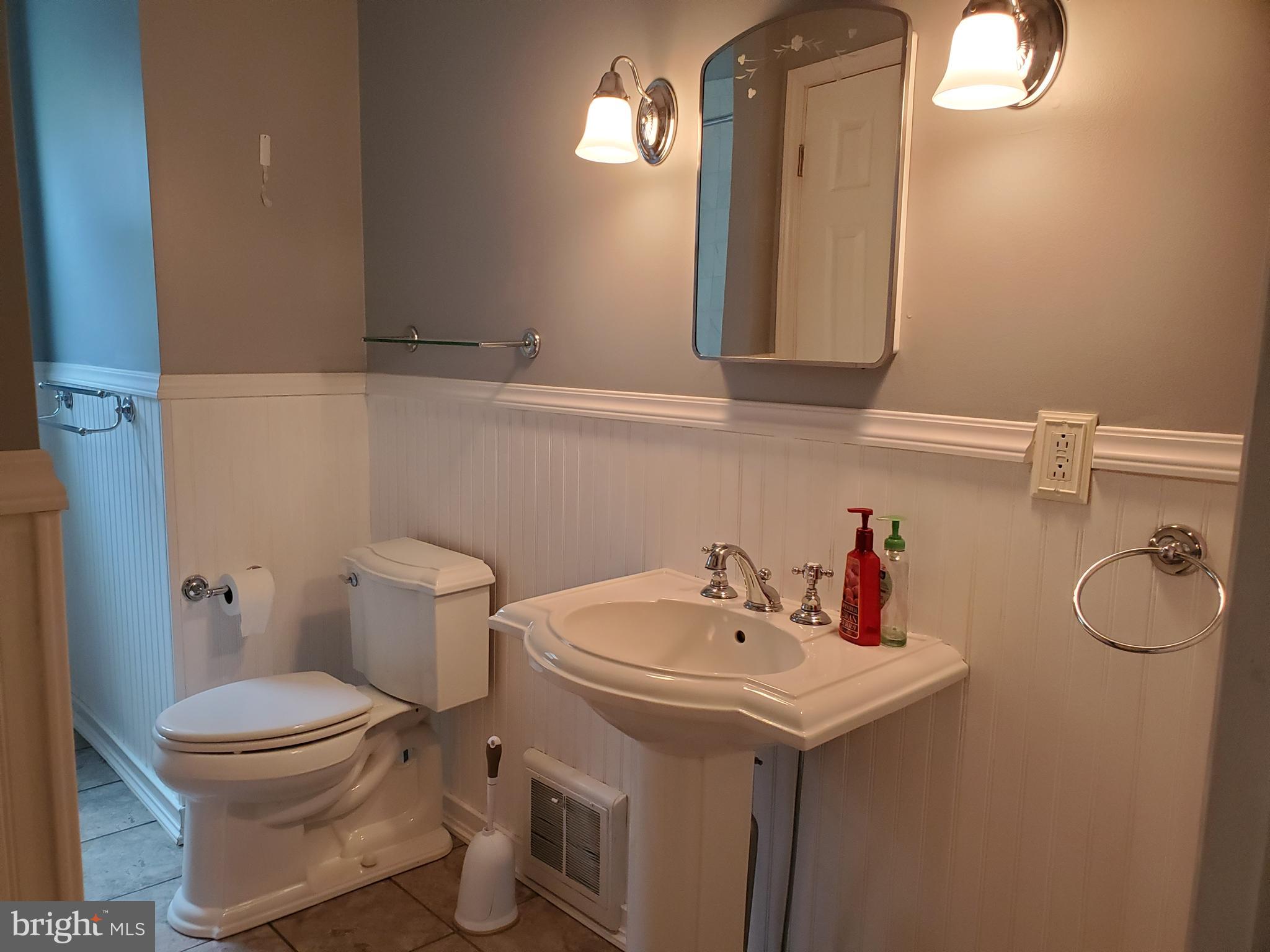 22 State Avenue Lindenwold, NJ 08021 - Photo 13 of 28