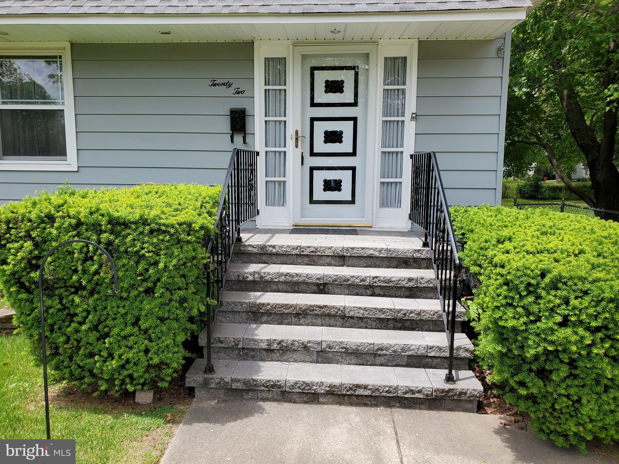 22 State Avenue Lindenwold, NJ 08021 - Photo 3 of 28