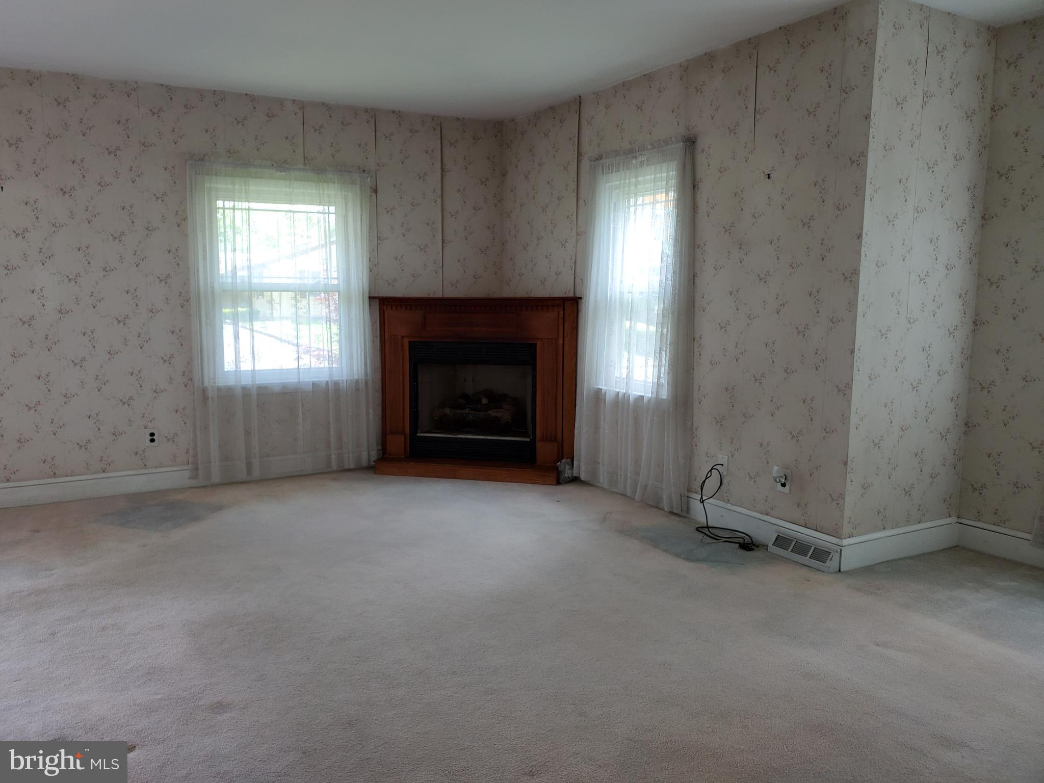 22 State Avenue Lindenwold, NJ 08021 - Photo 5 of 28
