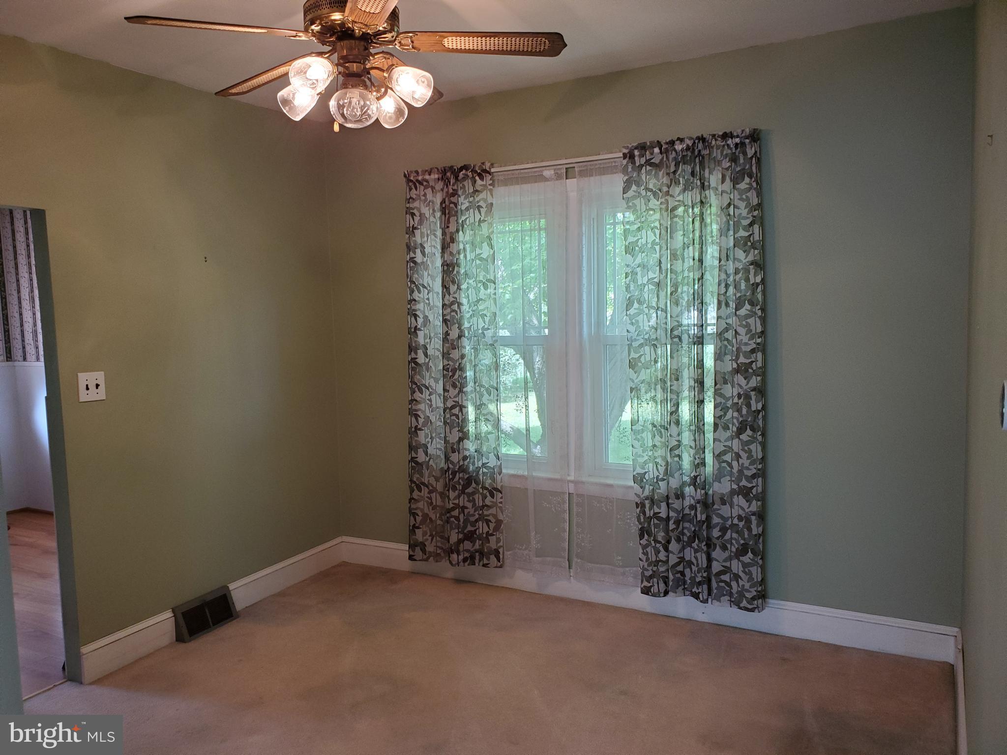 22 State Avenue Lindenwold, NJ 08021 - Photo 7 of 28