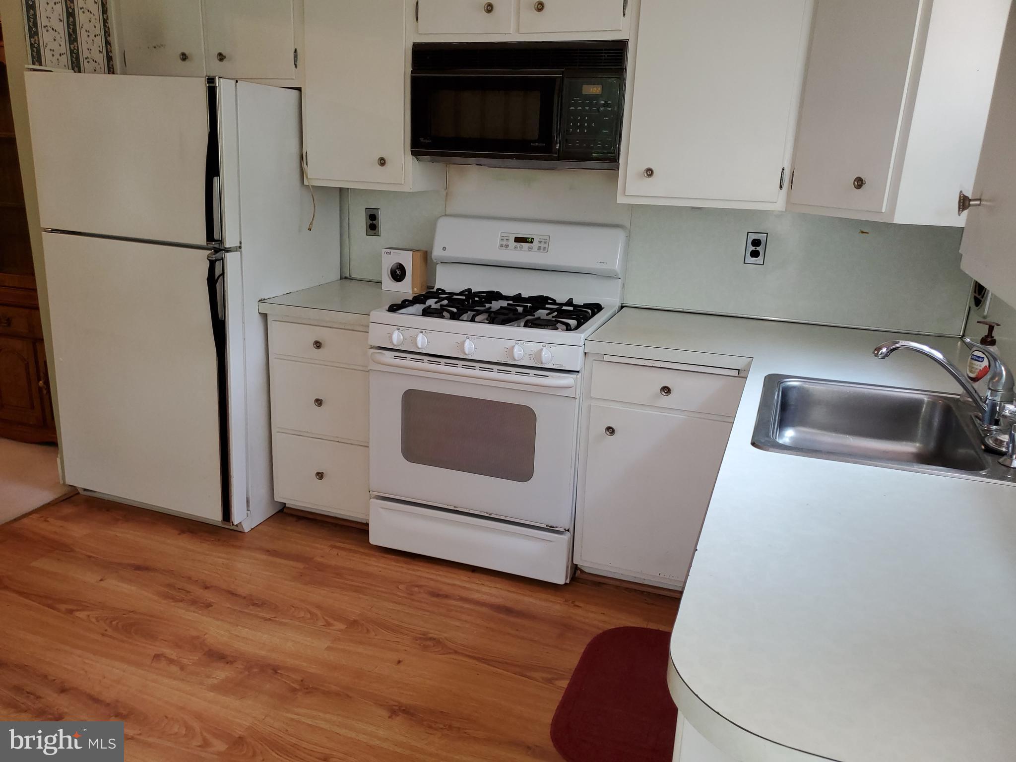 22 State Avenue Lindenwold, NJ 08021 - Photo 9 of 28