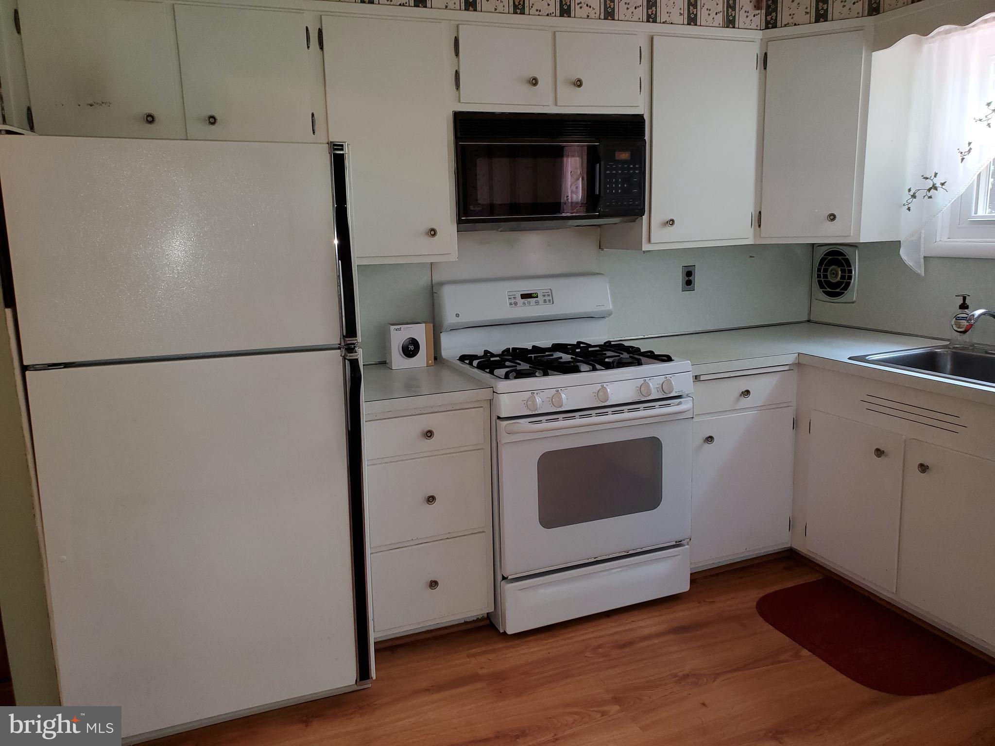 22 State Avenue Lindenwold, NJ 08021 - Photo 10 of 28