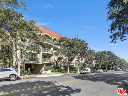 $1,299,000 | 277 South Spalding Drive, Unit 102, Beverly Hills, CA 90212