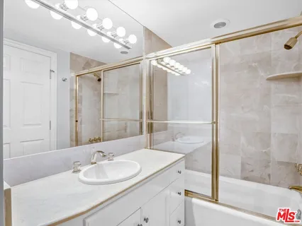 $1,299,000 | 277 South Spalding Drive, Unit 102, Beverly Hills, CA 90212