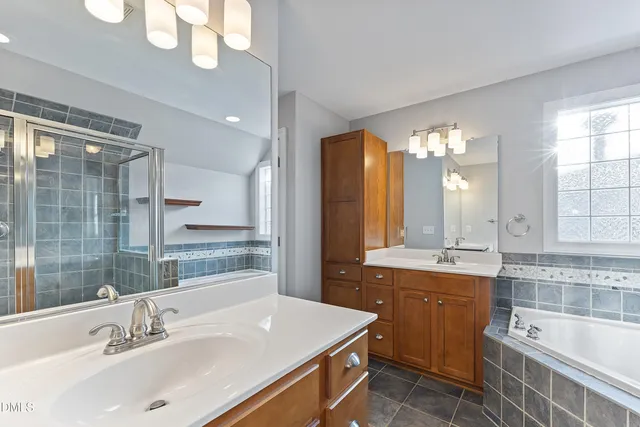 $585,000 | 2124 Karns Place, Raleigh, NC 27614