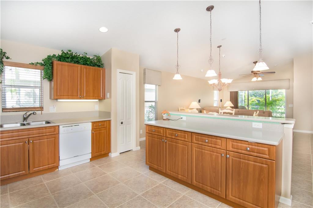 2497 Southwest Regency Road Stuart, FL 34997 - Photo 18 of 44 Gallery Image 18
