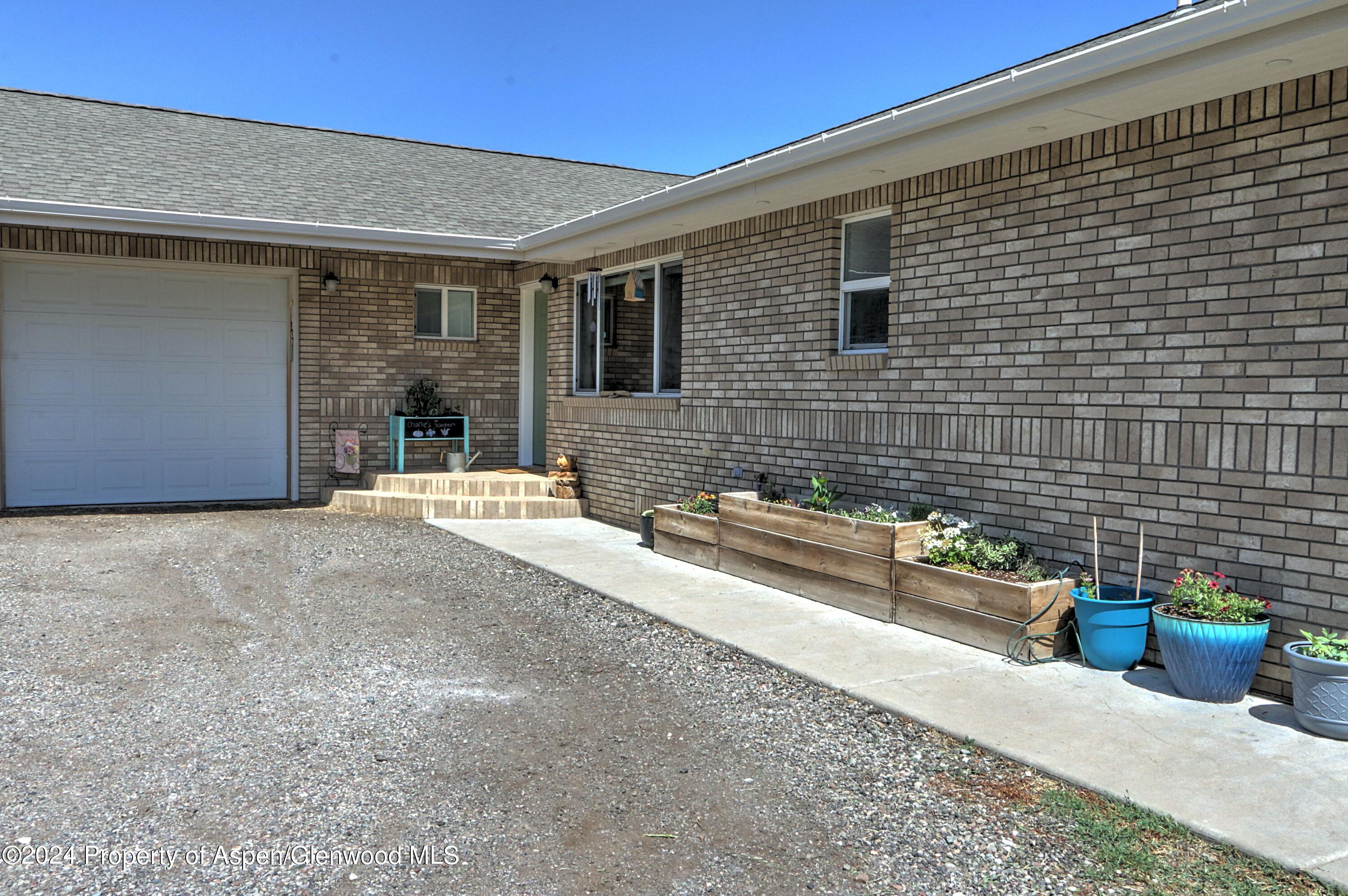 337 Village Drive Rifle, CO 81650 - Photo 2 of 24 IMG_8400_1_2_3_4_5_6