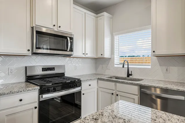 $322,900 | 15753 Bayberry Trce Drive, Conroe, TX 77303