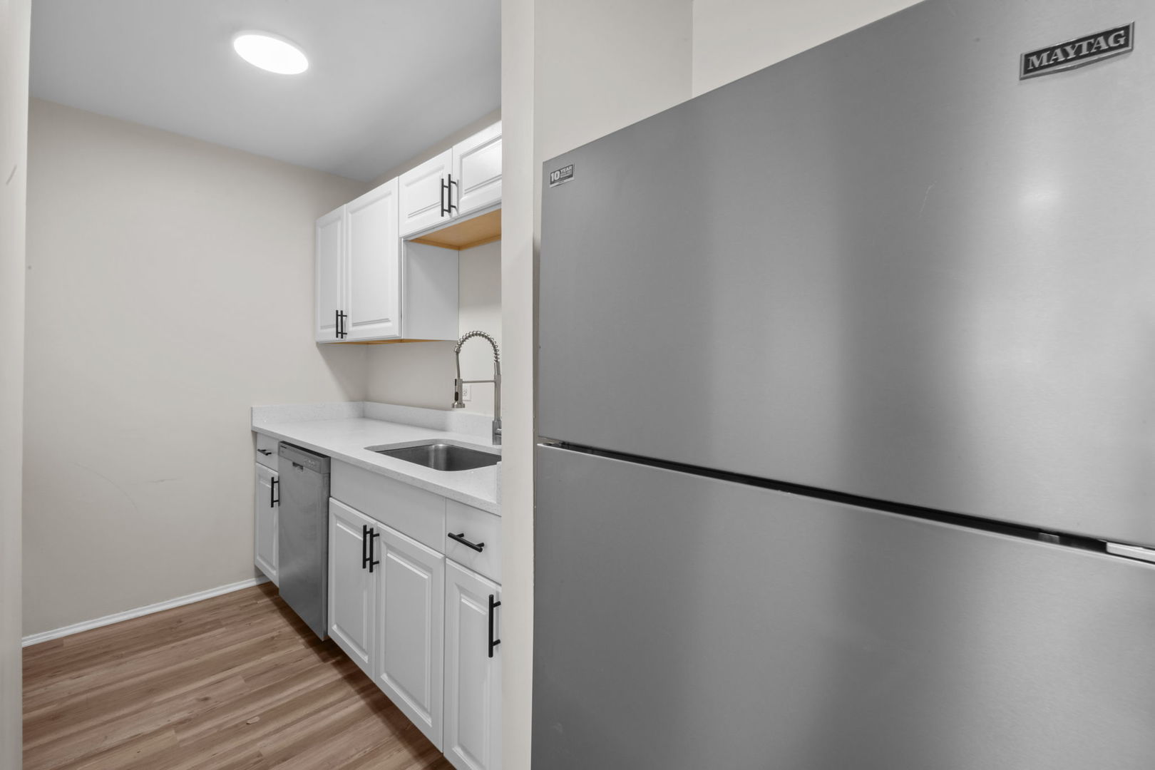 3045 Bernice Road Lansing, IL 60438 - Photo 4 of 25