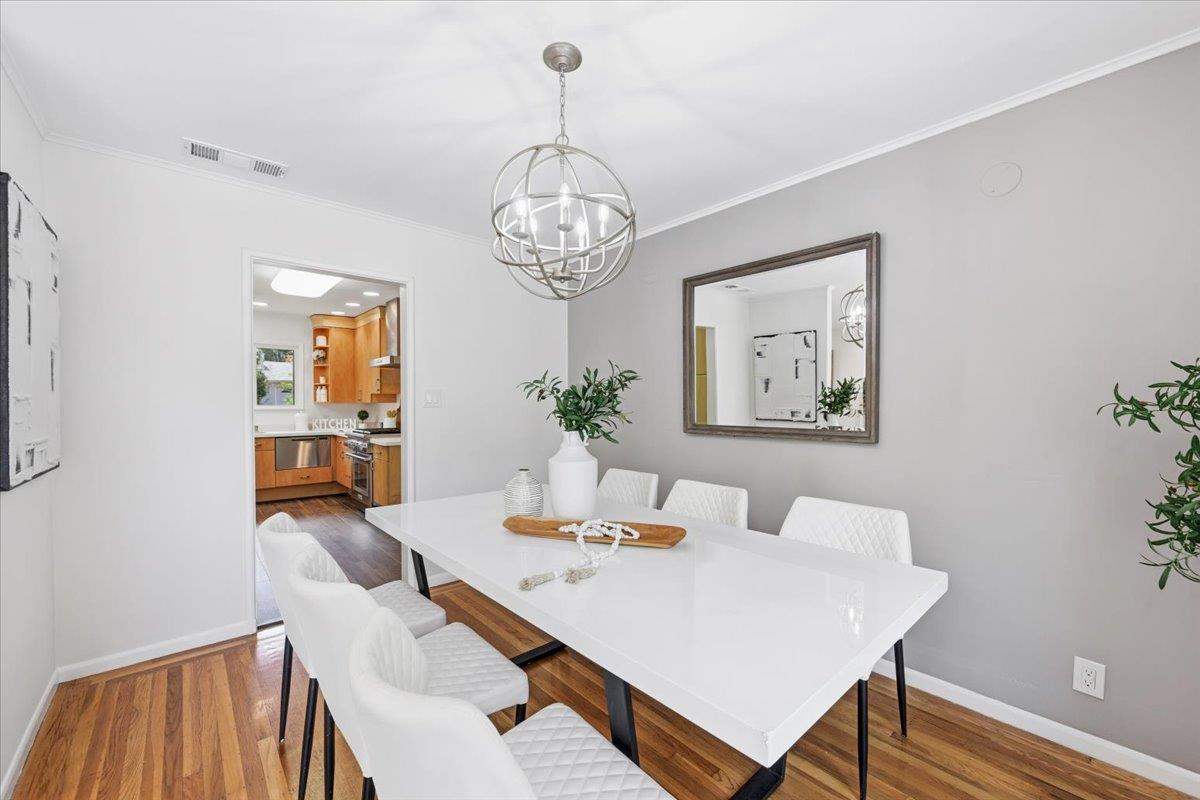 402 Stephen Road San Mateo, CA 94403 - Photo 5 of 25