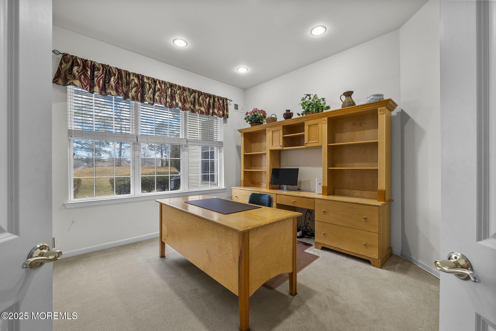 14 Barton Creek Road Jackson, NJ 08527 - Photo 20 of 69 Office 1