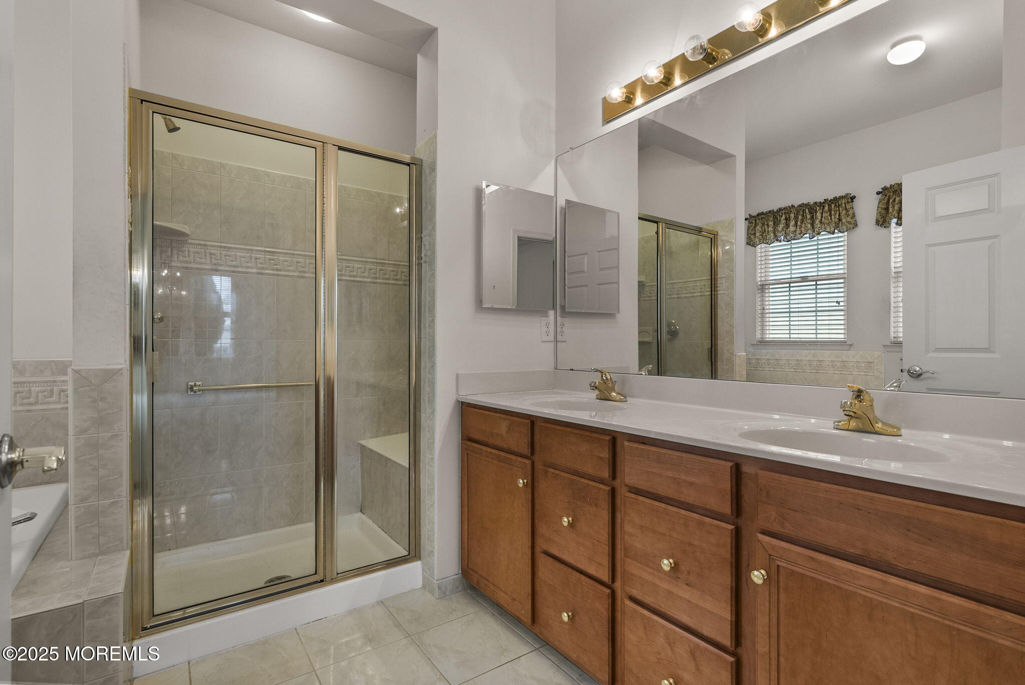 14 Barton Creek Road Jackson, NJ 08527 - Photo 29 of 69 Ensuite Bathroom 1