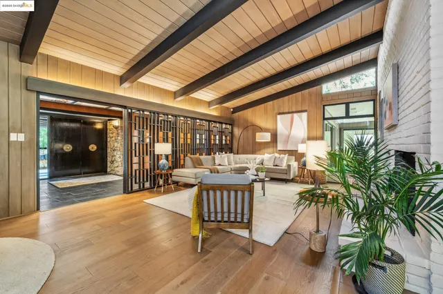 a living room filled with furniture