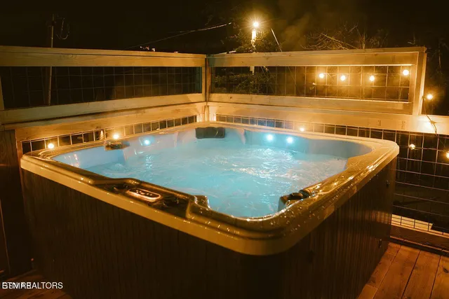 $746,000 | 2008 Mindy Jo Way, Sevierville, TN 37862