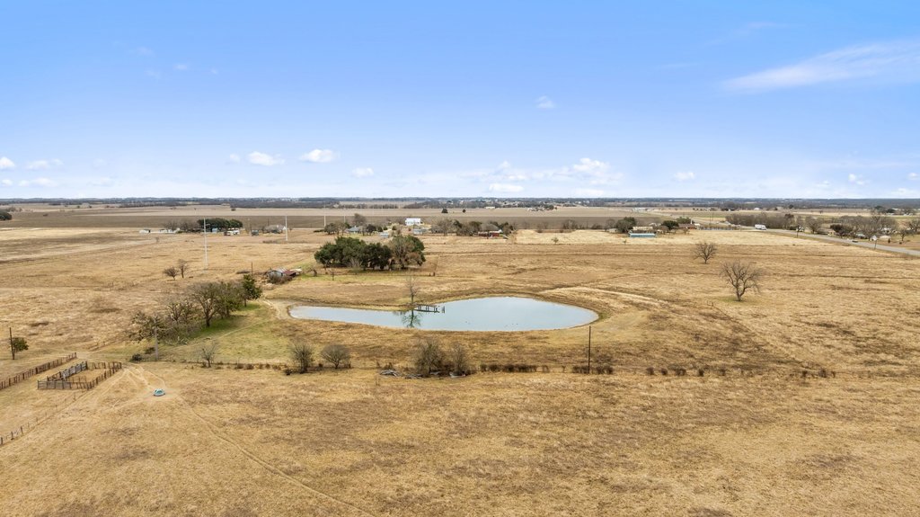 9562 Highway 53 Temple, TX 76501 - Photo 14 of 40 a view of an ocean and beach
